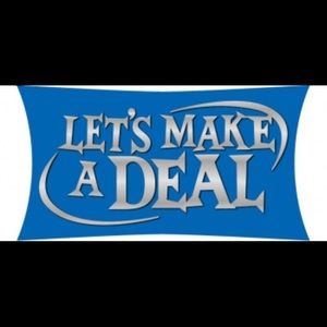 Meet your Posher, Makeup Junkie 💕